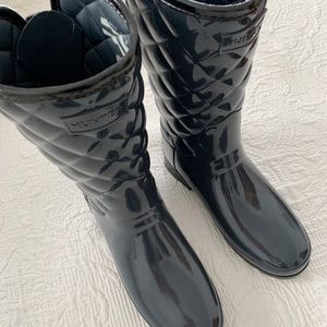 NWOT Hunter Boots, Quilt Short, Refined Gloss US7